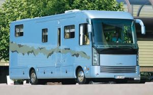 Niesmann + Bischoff Clou Liner '2006